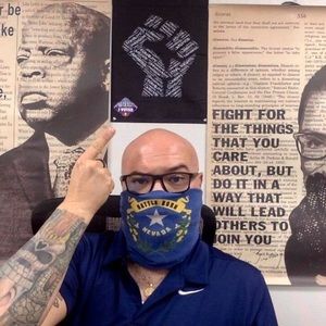 Meet your Posher, Lon